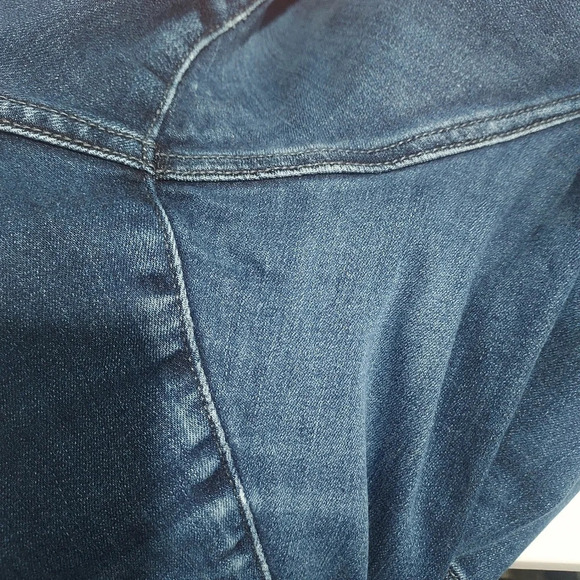 Lane Bryant Dark Wash Mid-Rise Straight Denim Jeans in Size 20 - Picture 13 of 13